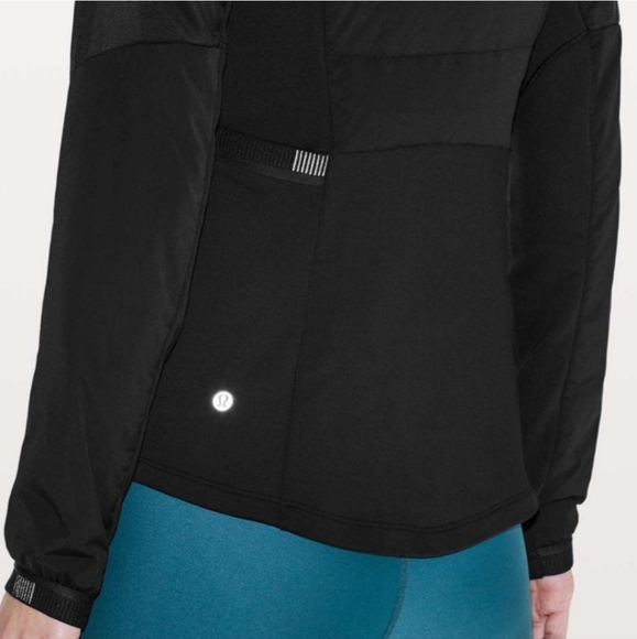 New Lululemon Black Down For It All Pullover Jacket 4 Quilted Stretch - Picture 7 of 14